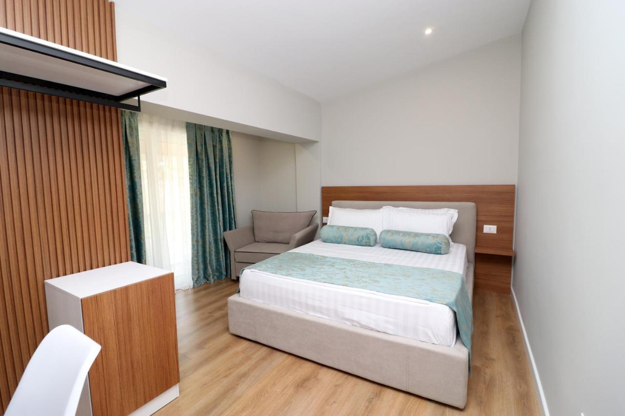Vila Elarad Vlore Exterior photo
