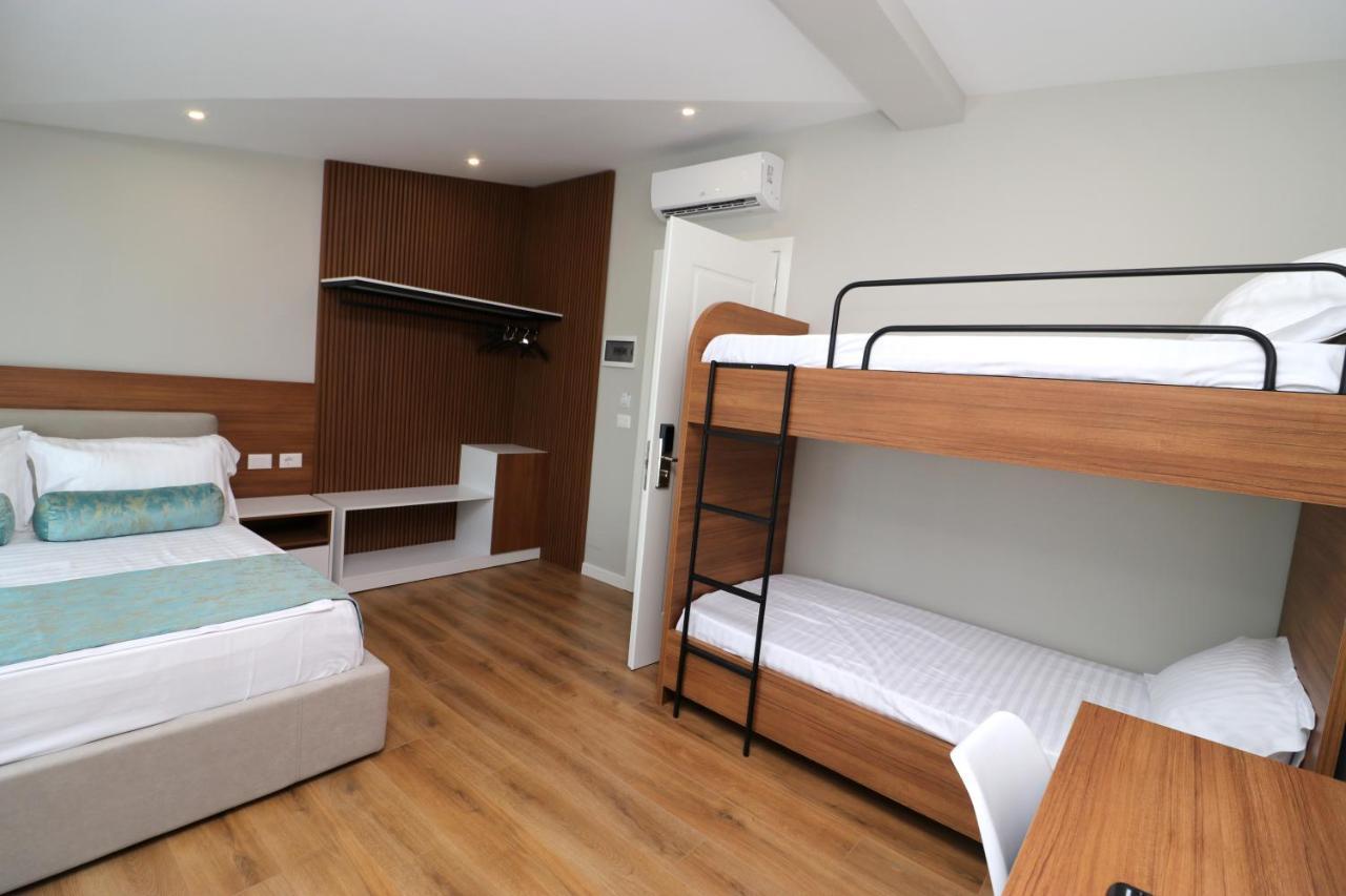 Vila Elarad Vlore Exterior photo