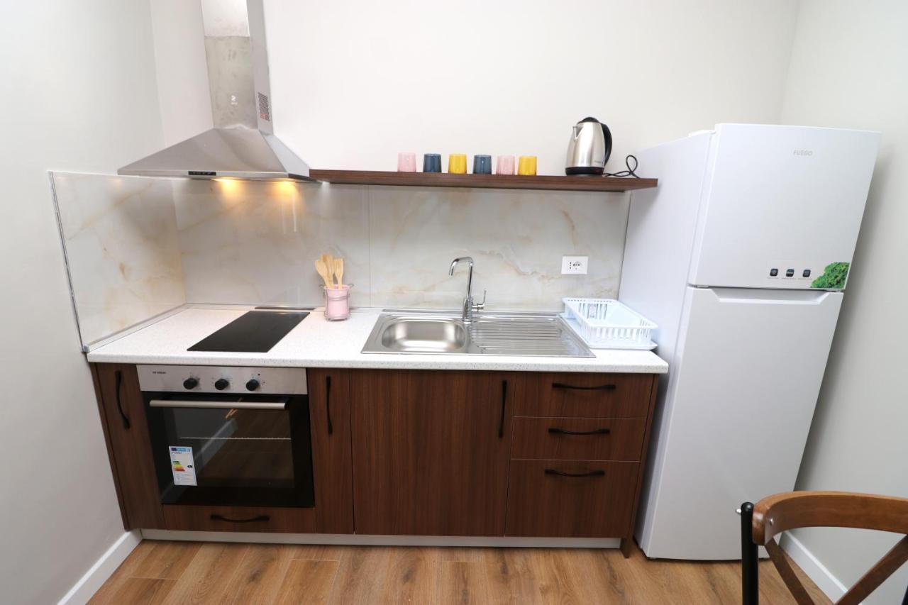 Vila Elarad Vlore Exterior photo