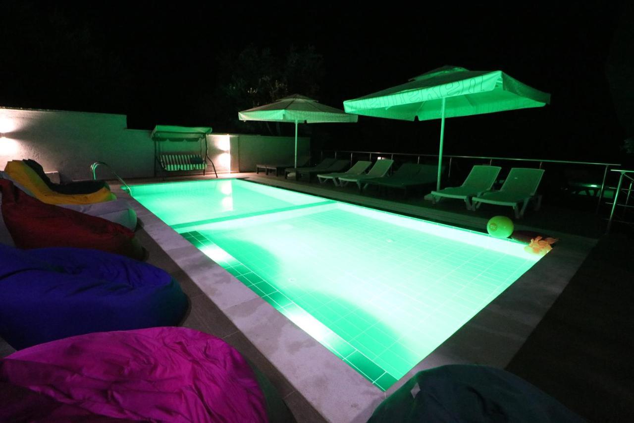 Vila Elarad Vlore Exterior photo